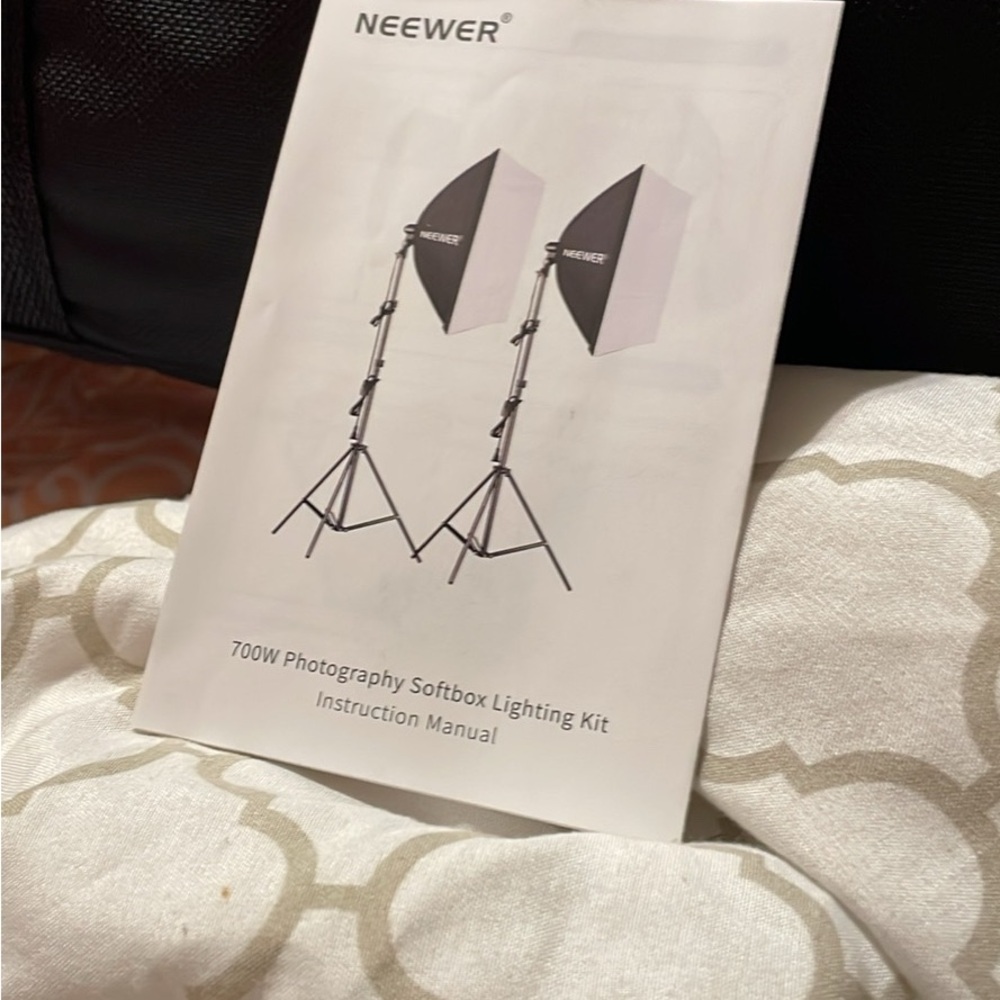 Neewer Photography Softbox Lighting Kit